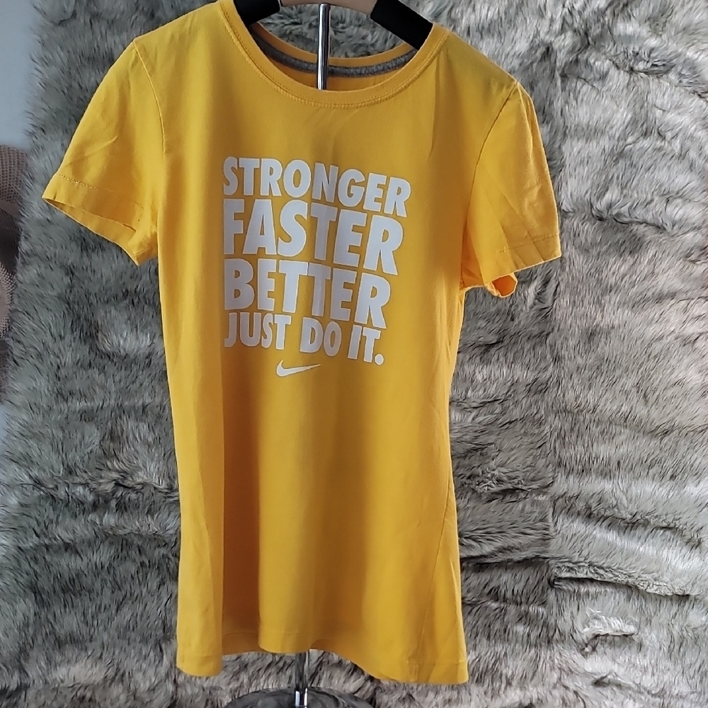 Nike Yellow Fitted Short Sleeve Tee